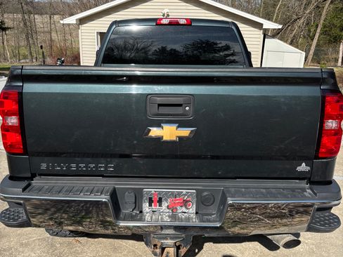 Used 2017 Chevrolet Silverado 3500 W/T w/ WT Convenience Package image 15