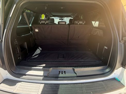 Used 2022 Ford Expedition Max Platinum AWD/4WD image 11