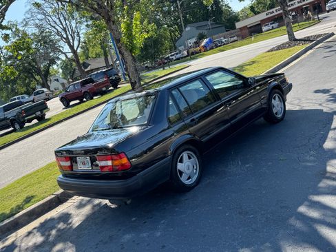 Used 1992 Volvo 940 GLS RWD image 6