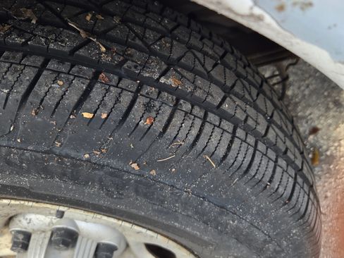 Used 2003 Chevrolet Express 1500 image 8