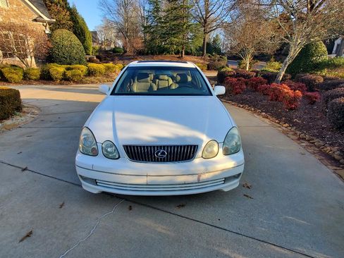Used 2001 Lexus GS 300 image 4