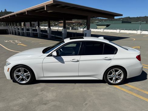 Used 2014 BMW 328d Sedan RWD image 10