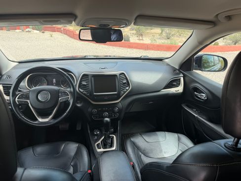Used 2015 Jeep Cherokee Limited AWD/4WD image 8