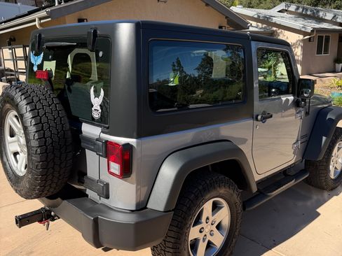 Used 2016 Jeep Wrangler Sport image 2