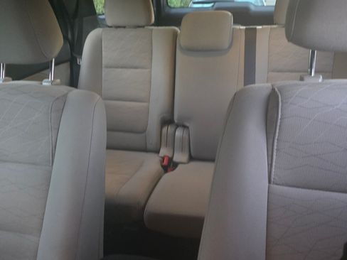 Used 2015 Ford Explorer FWD image 10