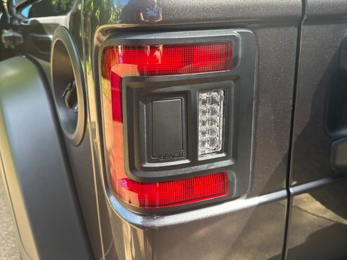 Used 2020 Jeep Wrangler Unlimited Sport AWD/4WD image 5