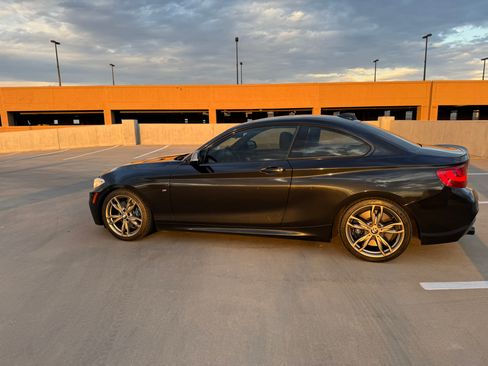 Used 2014 BMW M235i Coupe image 9
