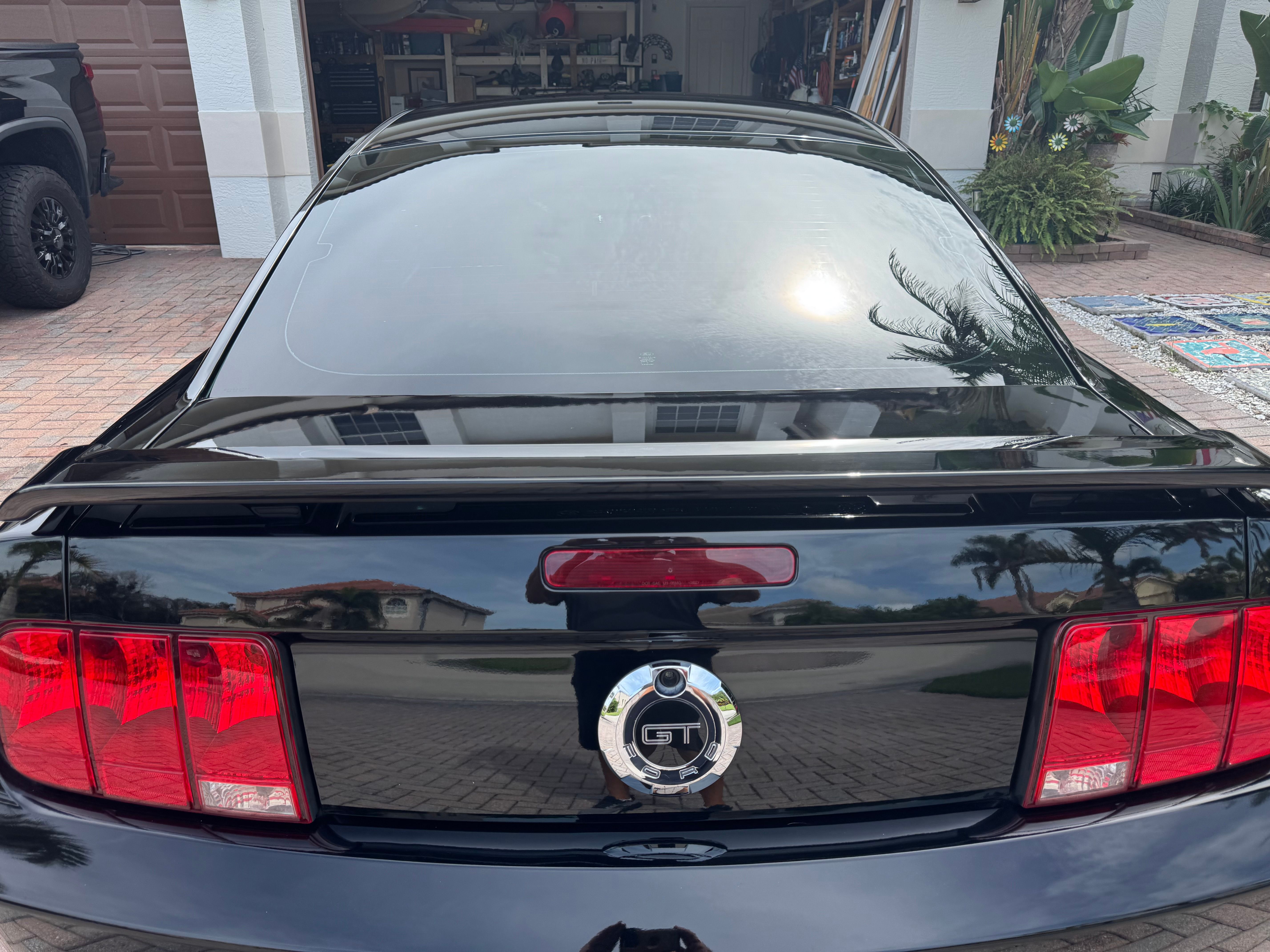 Used 2006 Ford Mustang GT RWD image 2