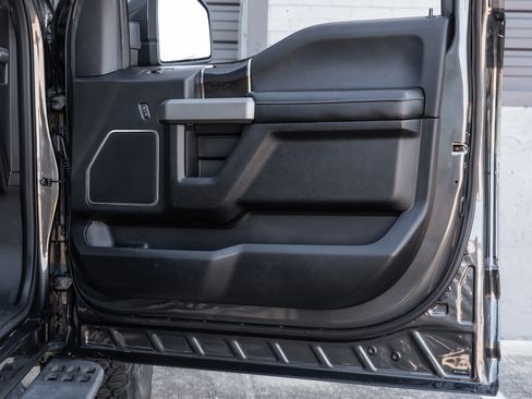 Used 2018 Ford F150 Raptor w/ Equipment Group 802A Luxury image 20