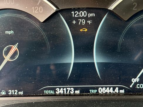 Used 2018 BMW 530i w/ Premium Package image 15