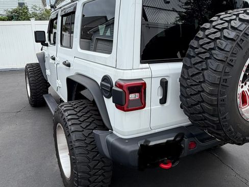 Used 2022 Jeep Wrangler Unlimited Rubicon w/ Steel Bumper Group AWD/4WD image 6