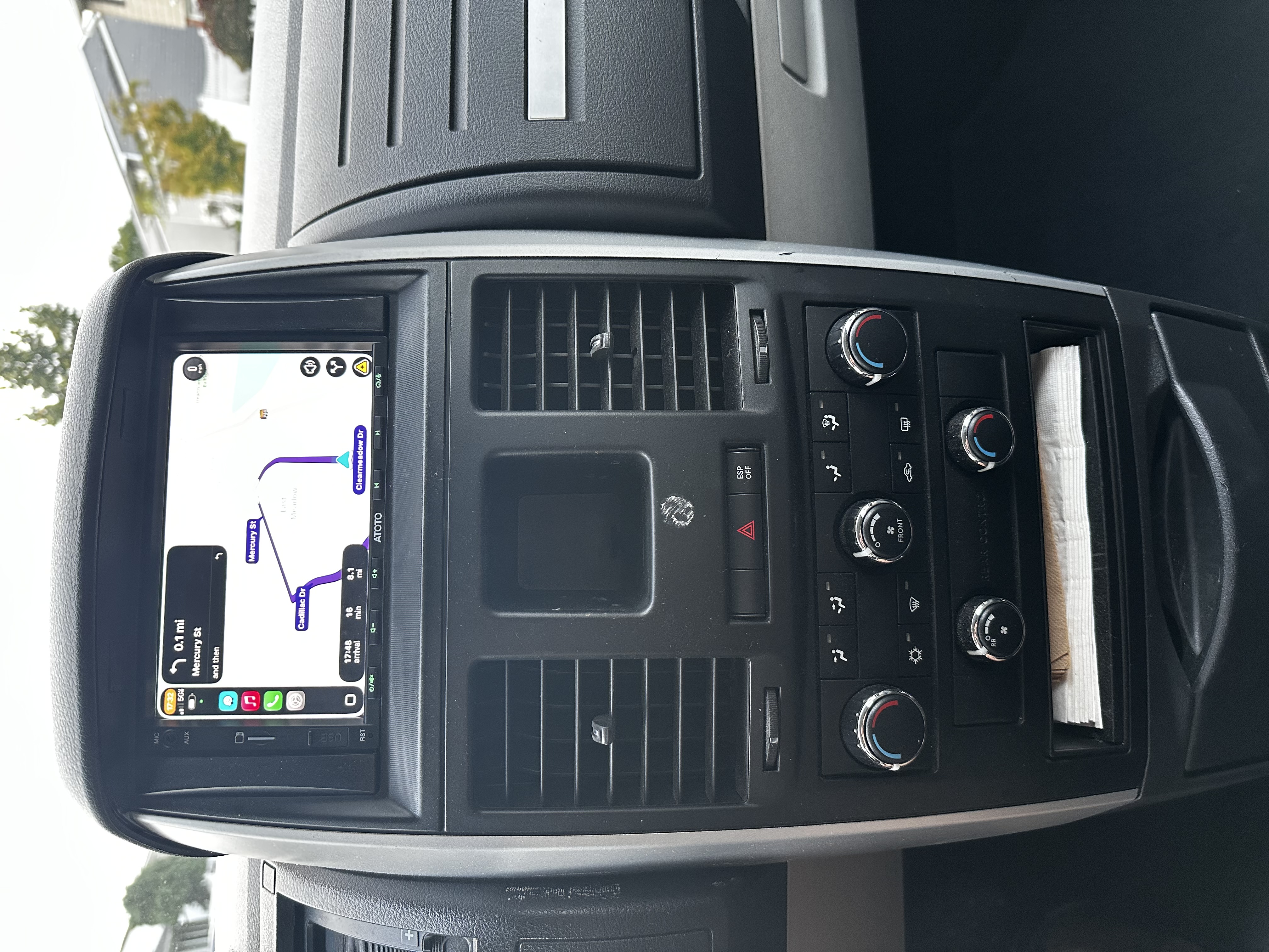 Used 2010 Dodge Grand Caravan SE FWD image 6