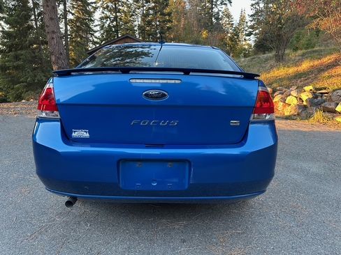 Used 2010 Ford Focus SE image 12