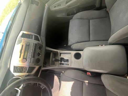 Used 2008 Toyota Tacoma PreRunner w/ TRD Sport Pkg #2 RWD image 11