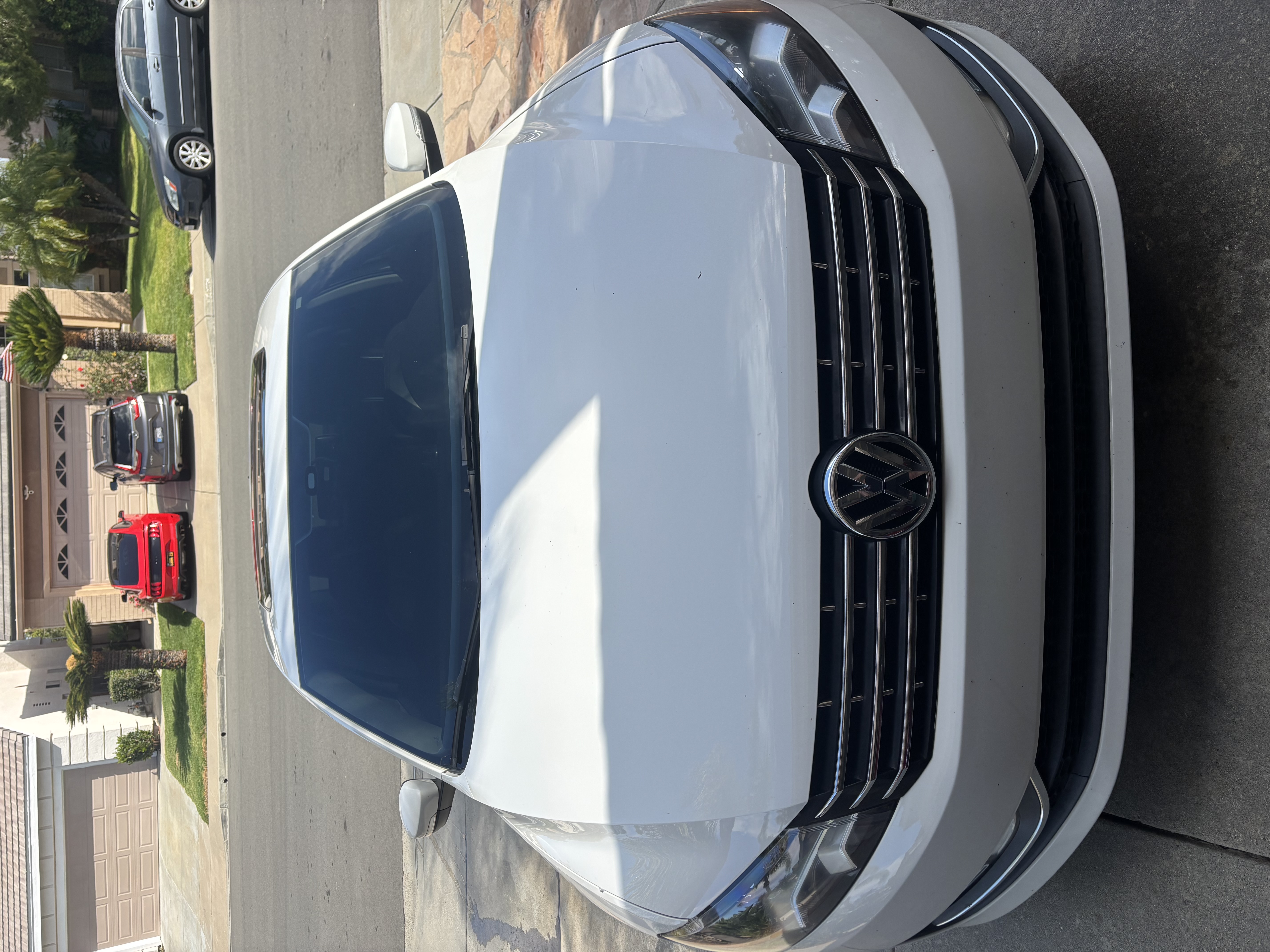 Used 2014 Volkswagen Passat 3.6 SEL Premium FWD image 2