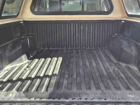 Used 2006 Toyota Tacoma PreRunner w/ SR5 Pkg #2 image 55