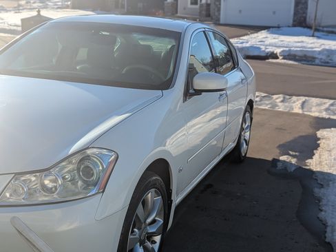 Used 2007 INFINITI M35 x w/ Technology Pkg image 2