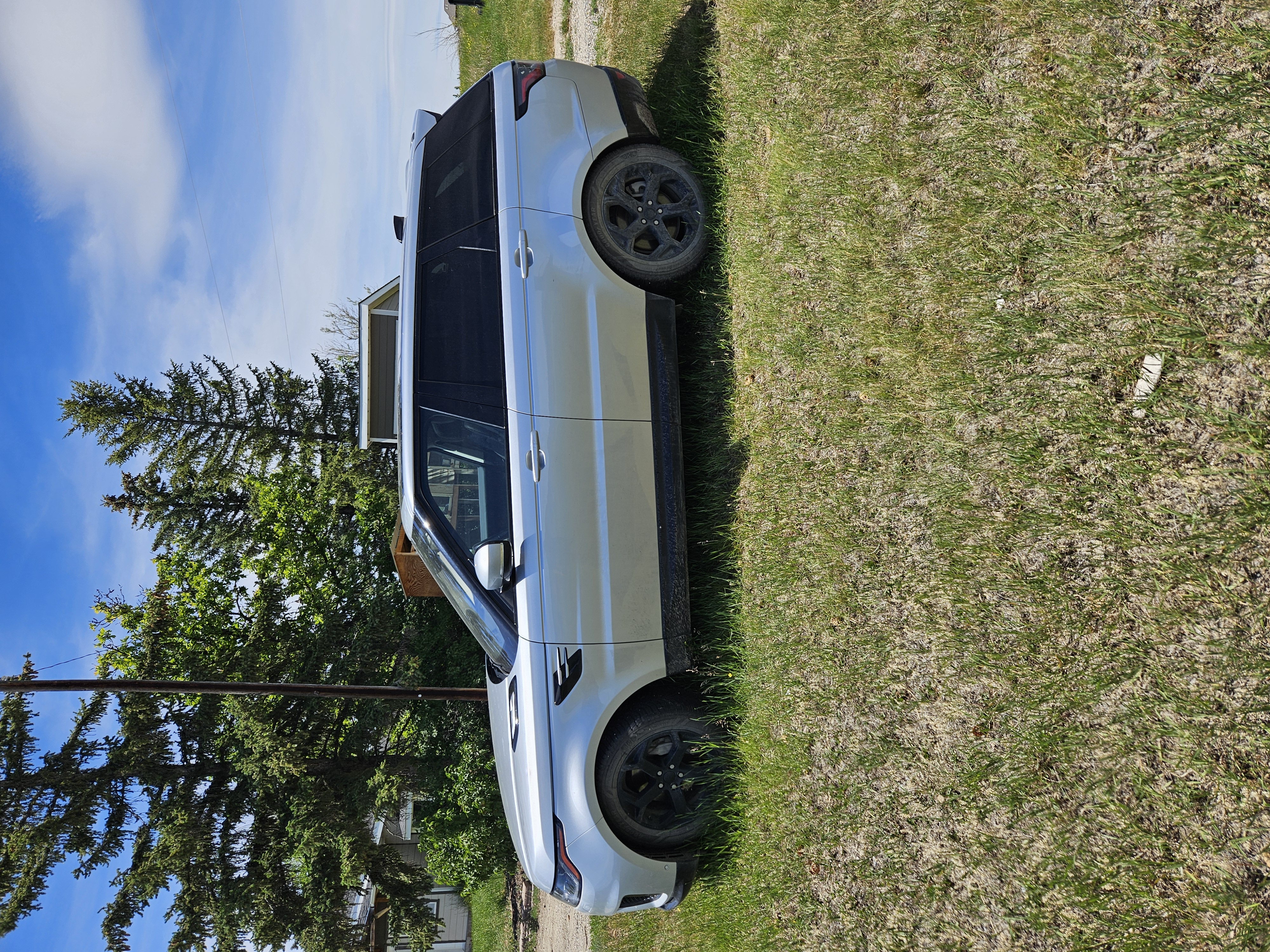 Used 2018 Land Rover Range Rover Sport HSE AWD/4WD image 4