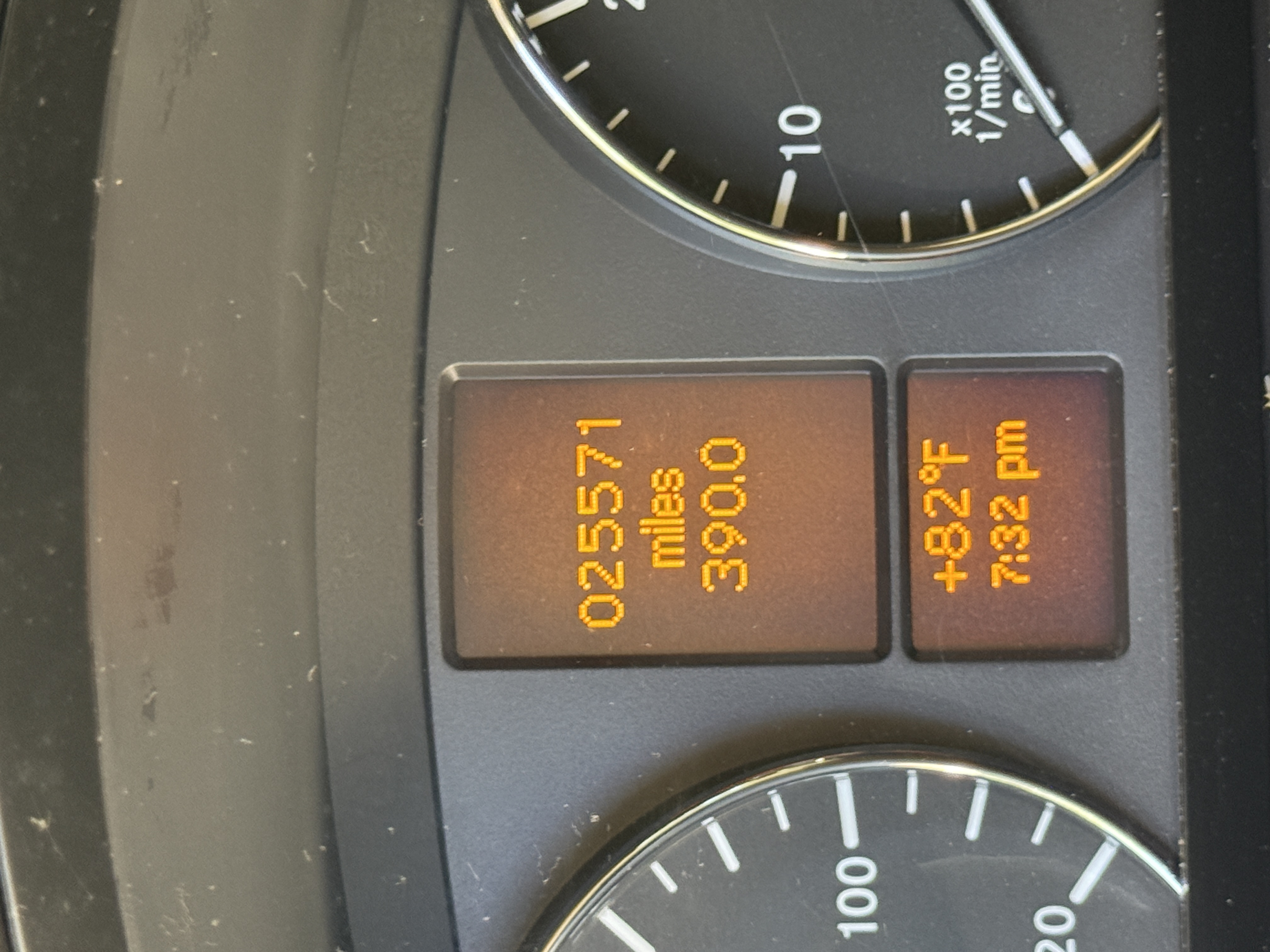 Used 2018 Mercedes-Benz Sprinter 3500 image 14