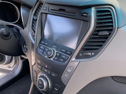 Used 2014 Hyundai Santa Fe Sport w/ Technology Package 04 FWD image 9