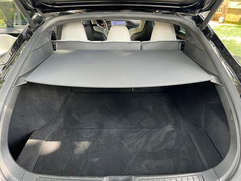 Used 2016 Tesla Model S P90D image 8