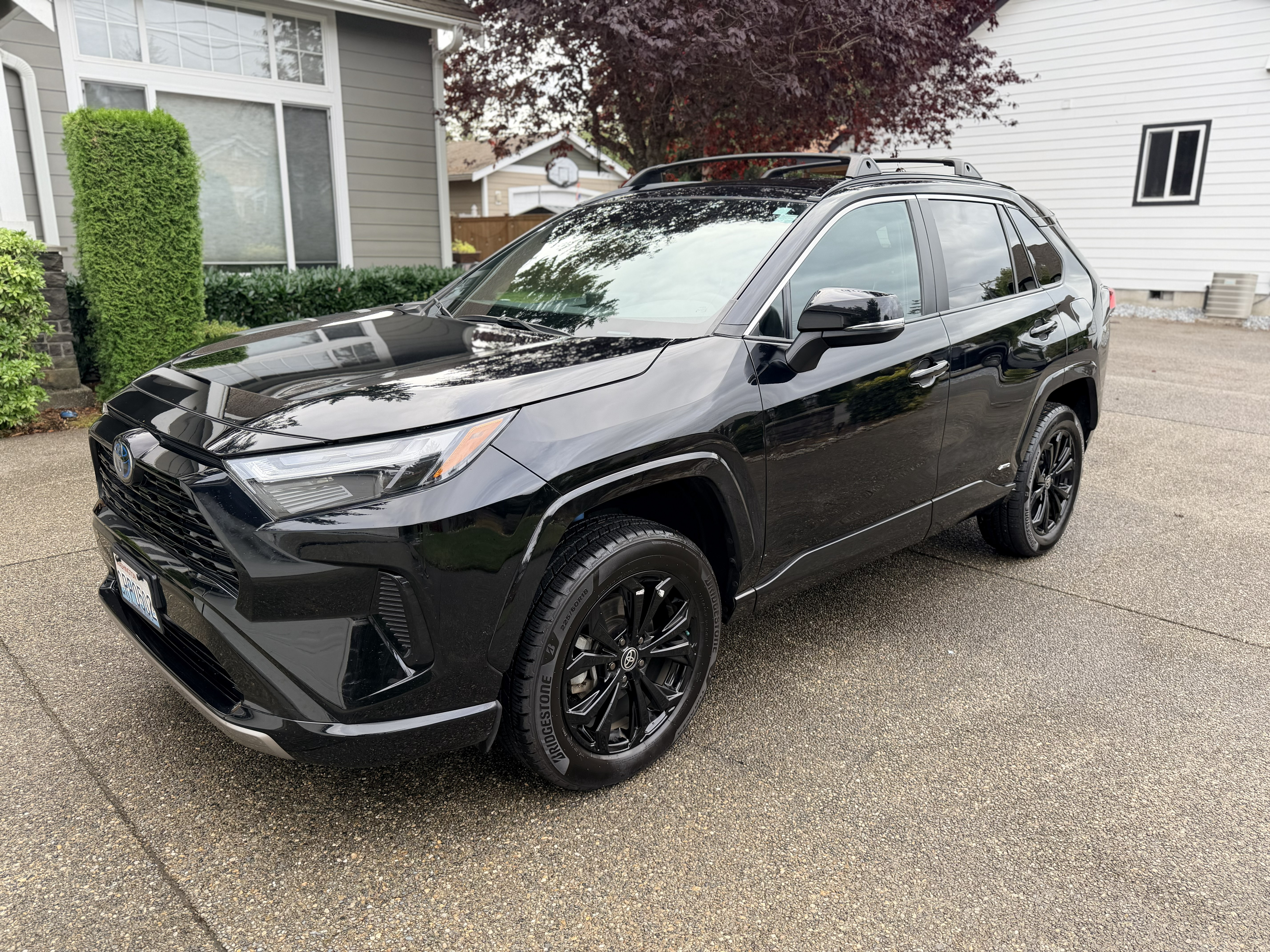 Used 2022 Toyota RAV4 SE AWD/4WD image 5