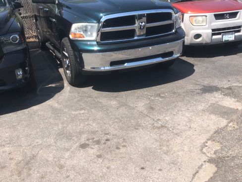 Used 2011 RAM 1500 Classic SLT w/ Remote Start & Security Group image 2