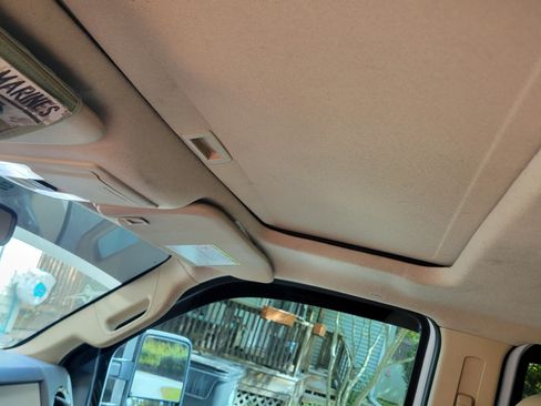 Used 2012 Ford F450 Lariat w/ Chrome Pkg image 8