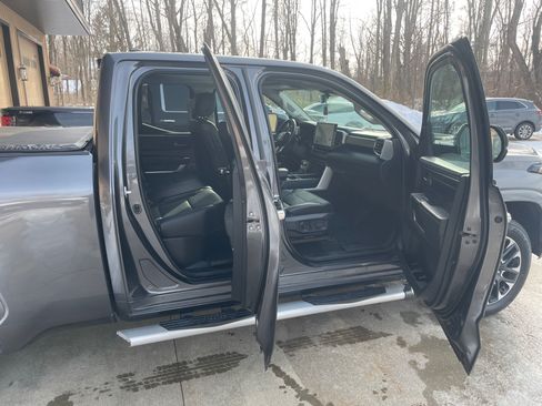 Used 2022 Toyota Tundra Limited image 13