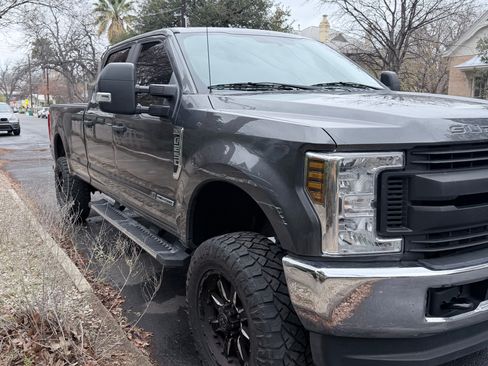 Used 2019 Ford F250 XL w/ Power Equipment Group image 2