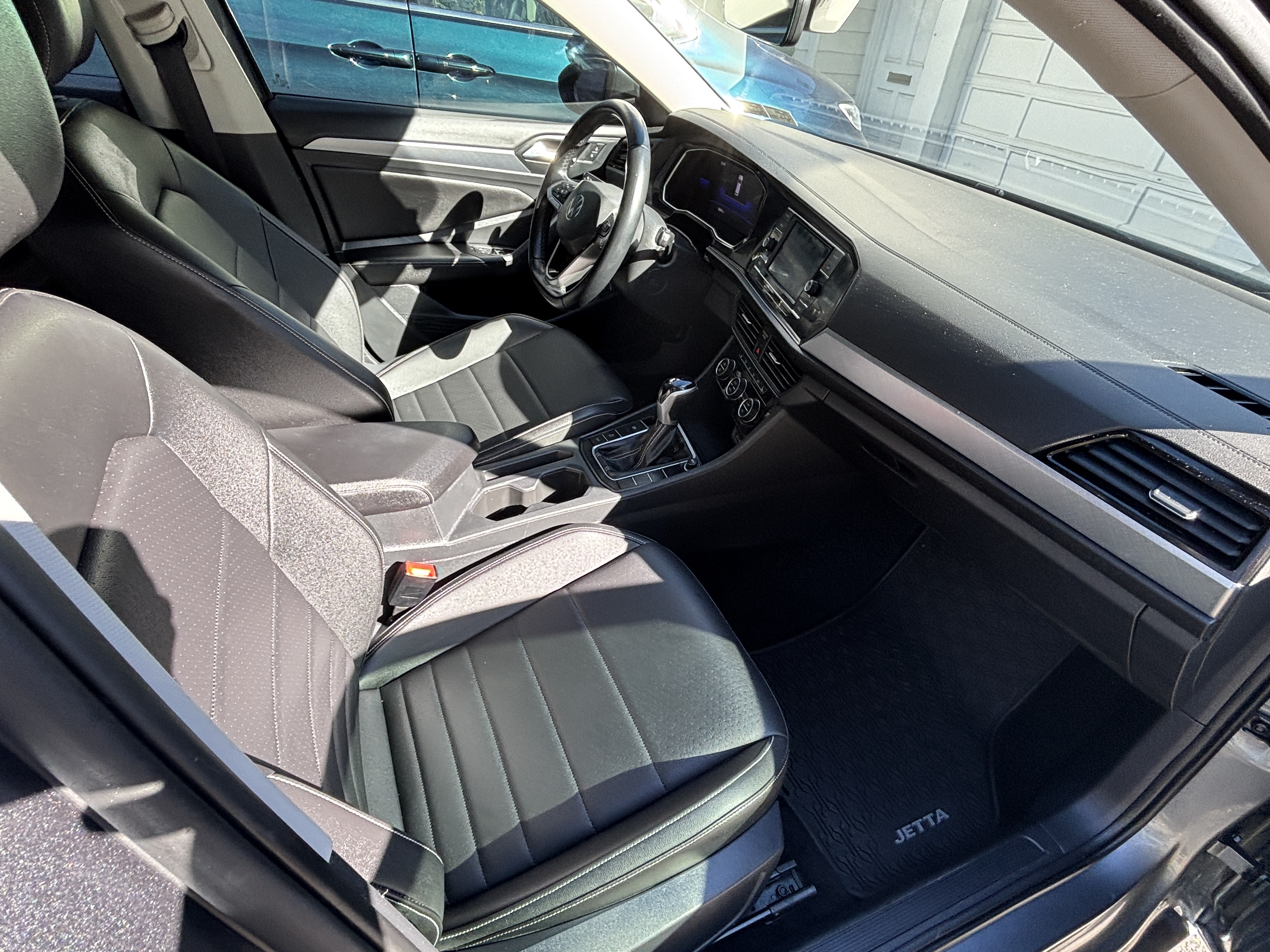 Used 2022 Volkswagen Jetta SE FWD image 10