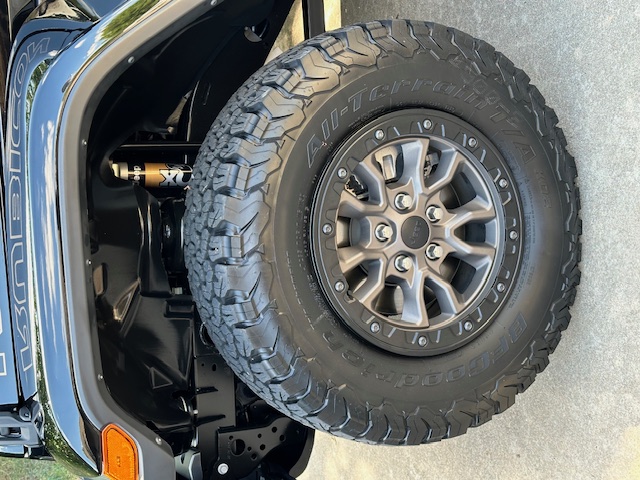Used 2021 Jeep Wrangler Unlimited Rubicon w/ Dual Top Group AWD/4WD image 13