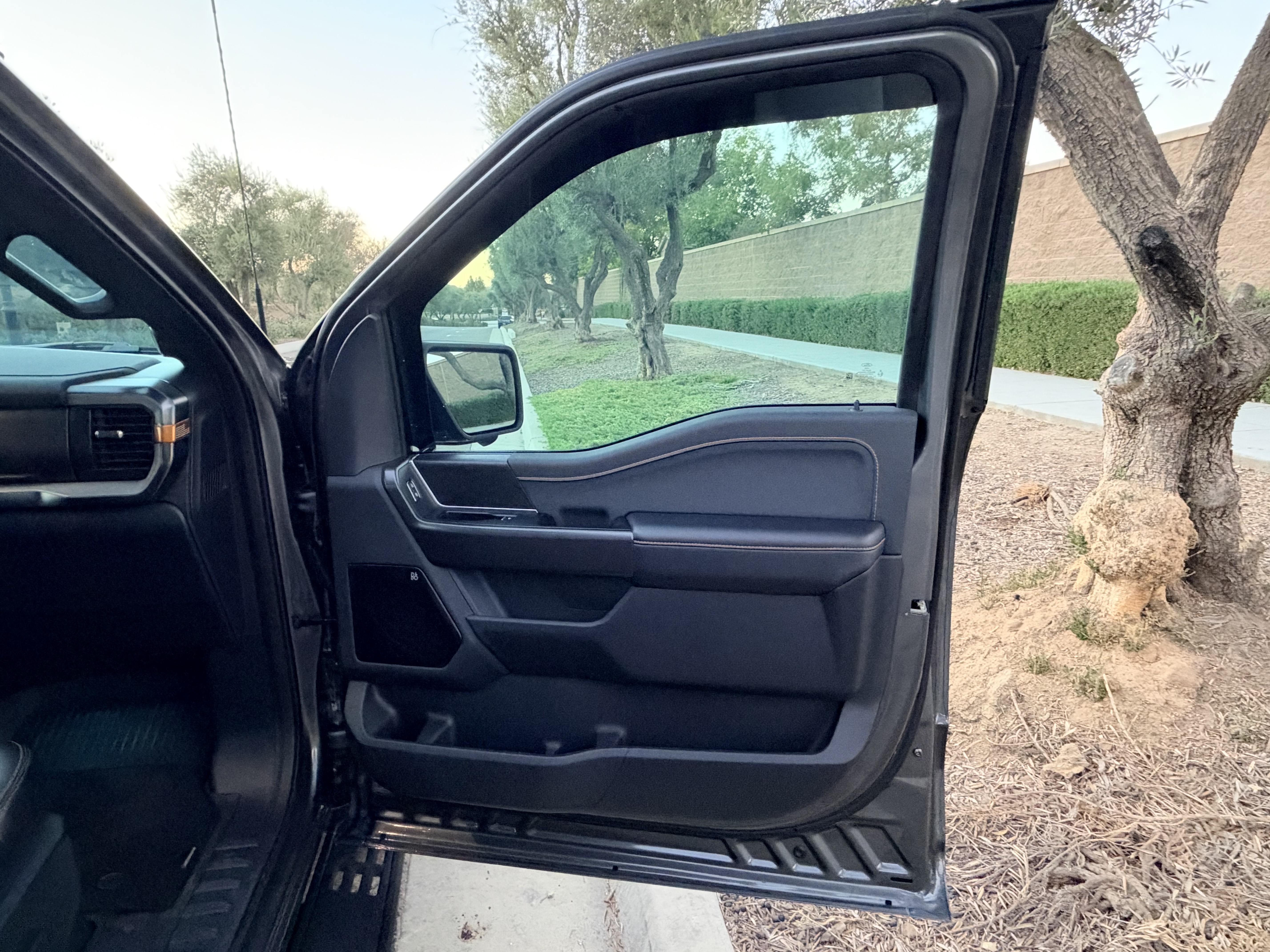 Used 2025 Ford F150 Tremor w/ Equipment Group 402A High AWD/4WD image 29