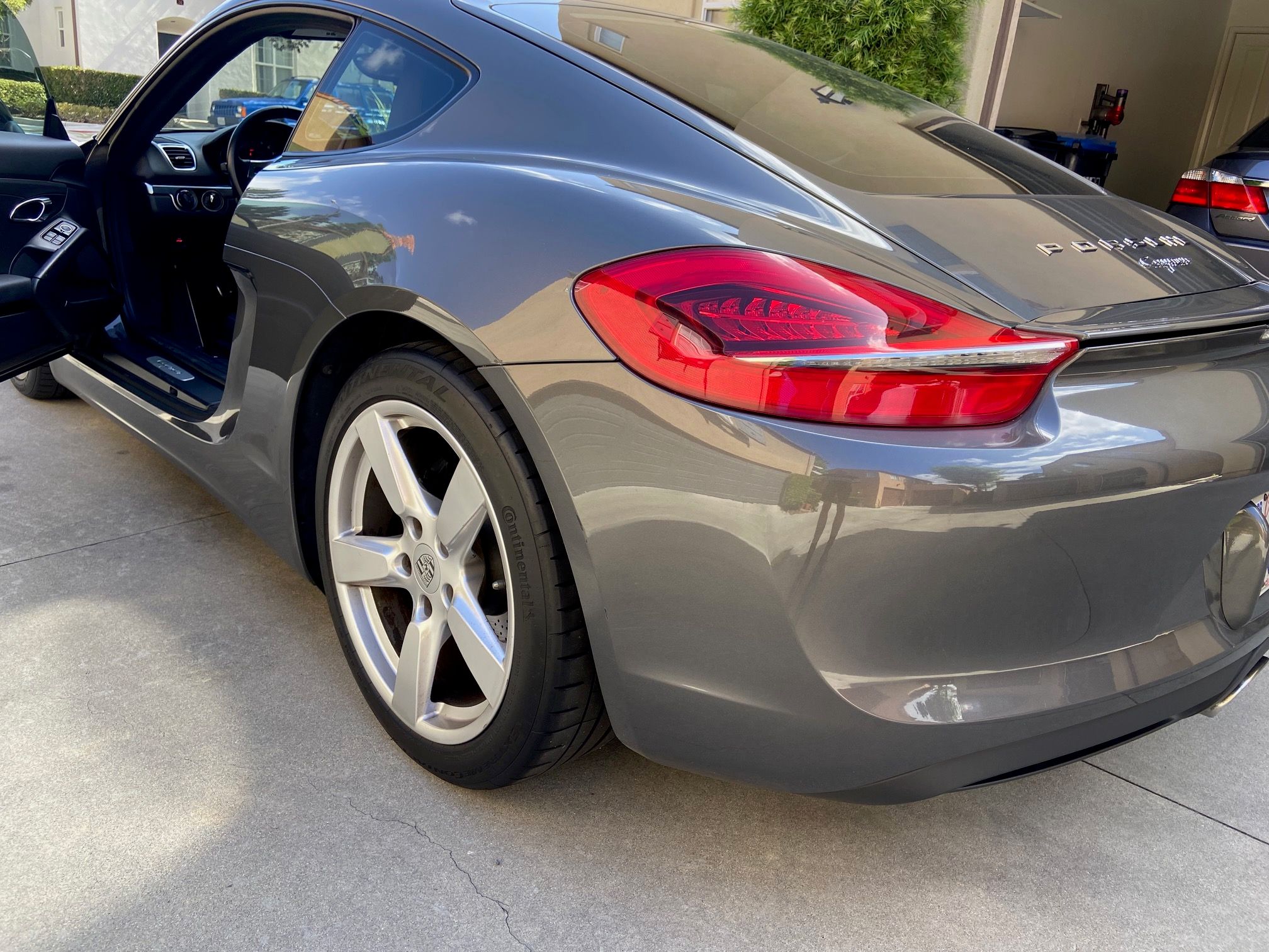 Used 2014 Porsche Cayman RWD image 13