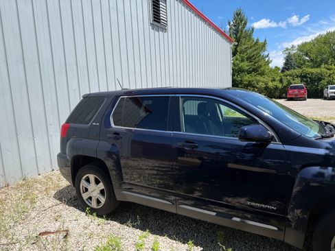 Used 2016 GMC Terrain SLE FWD image 14