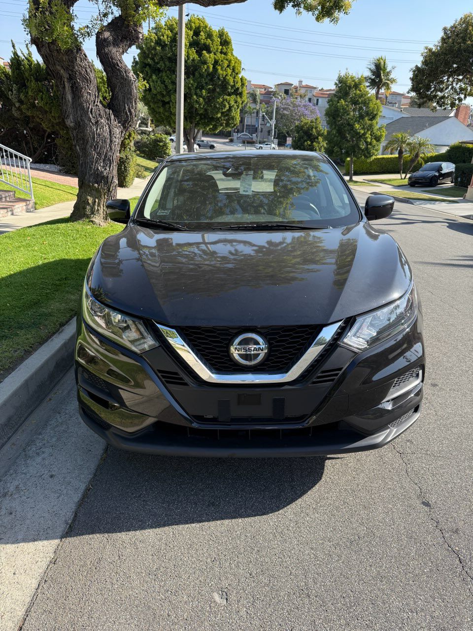 Used 2020 Nissan Rogue Sport S FWD image 1