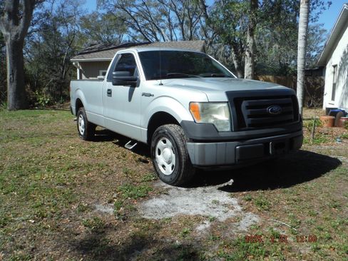 Used 2009 Ford F150 XL image 1