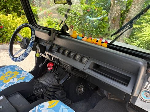 Used 1993 Jeep Wrangler S image 12