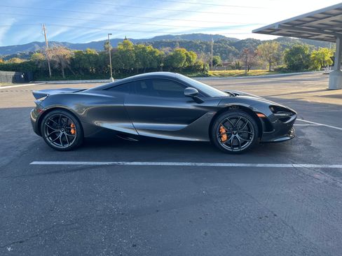Used 2020 McLaren 720S image 6
