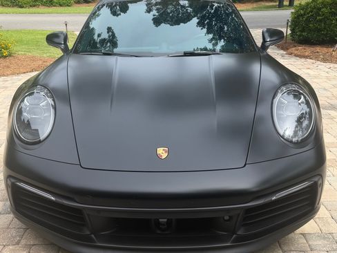 Used 2020 Porsche 911 Carrera 4S AWD/4WD image 6