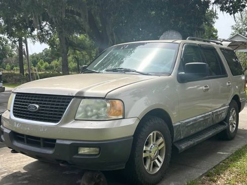 Used 2006 Ford Expedition XLT image 4