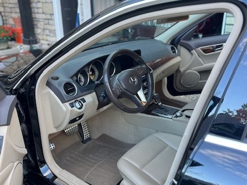 Used 2012 Mercedes-Benz C 300 4MATIC Sedan image 13