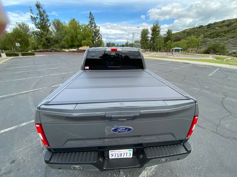 Used 2018 Ford F150 XLT w/ Equipment Group 302A Luxury AWD/4WD image 5
