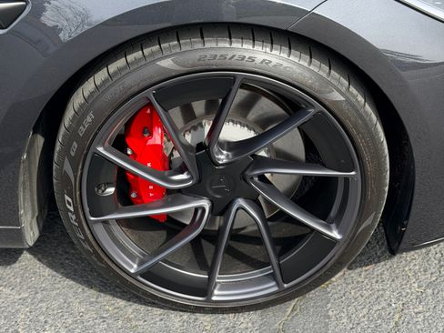 Used 2024 Tesla Model 3 Performance image 14