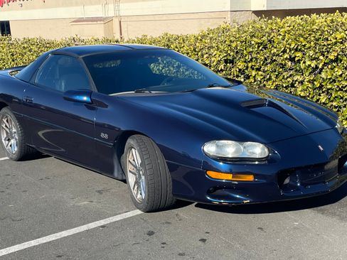 Used 2002 Chevrolet Camaro Z28 w/ SS Performance/Appearance Pkg image 2