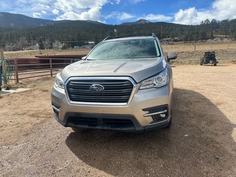 Used 2019 Subaru Ascent Limited image 2
