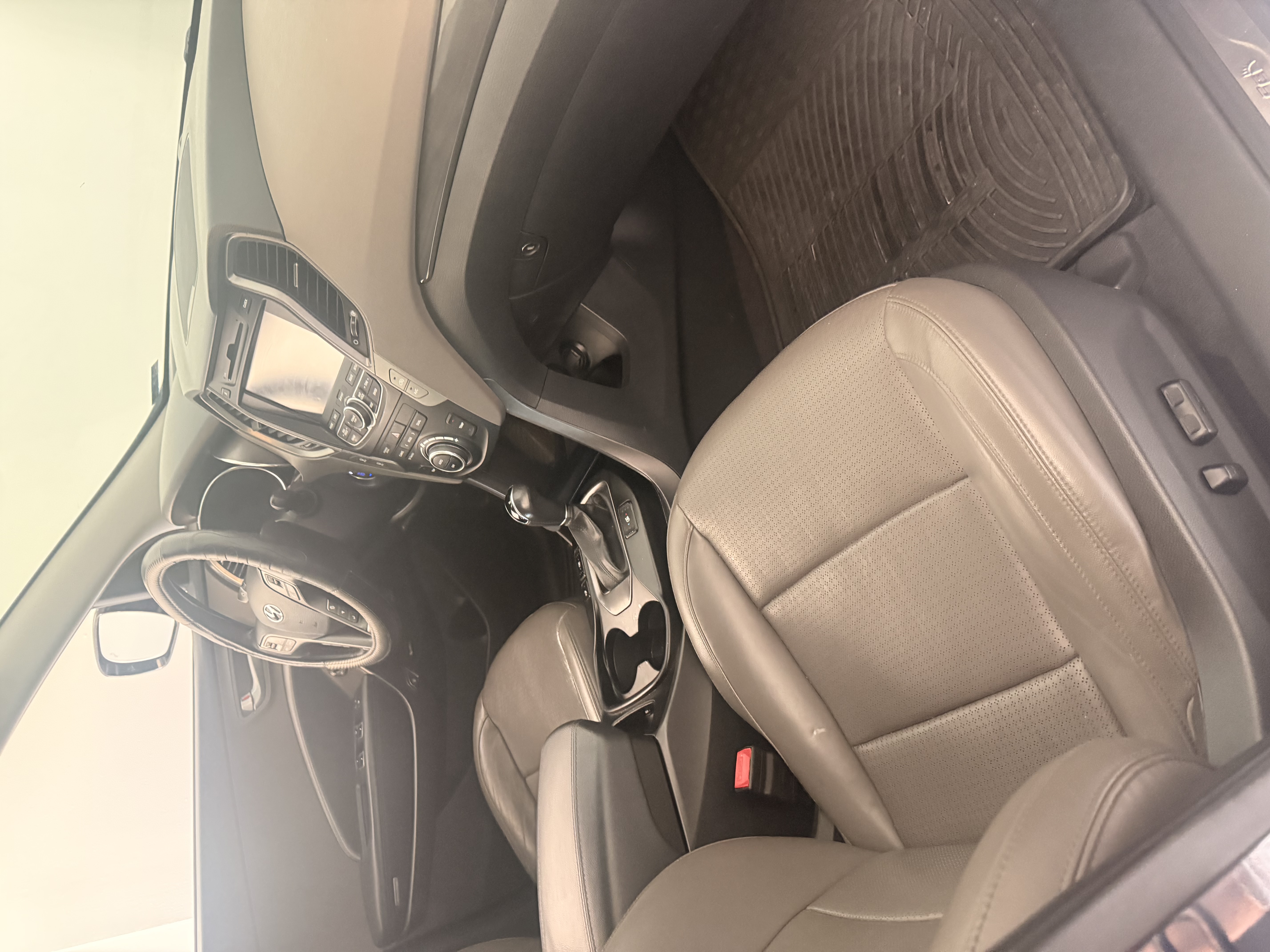 Used 2014 Hyundai Santa Fe Sport 2.0T w/ Technology Package 05 FWD image 13