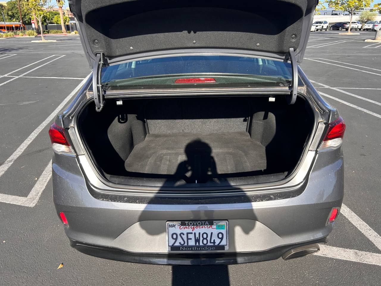 Used 2018 Hyundai Sonata SE FWD image 17