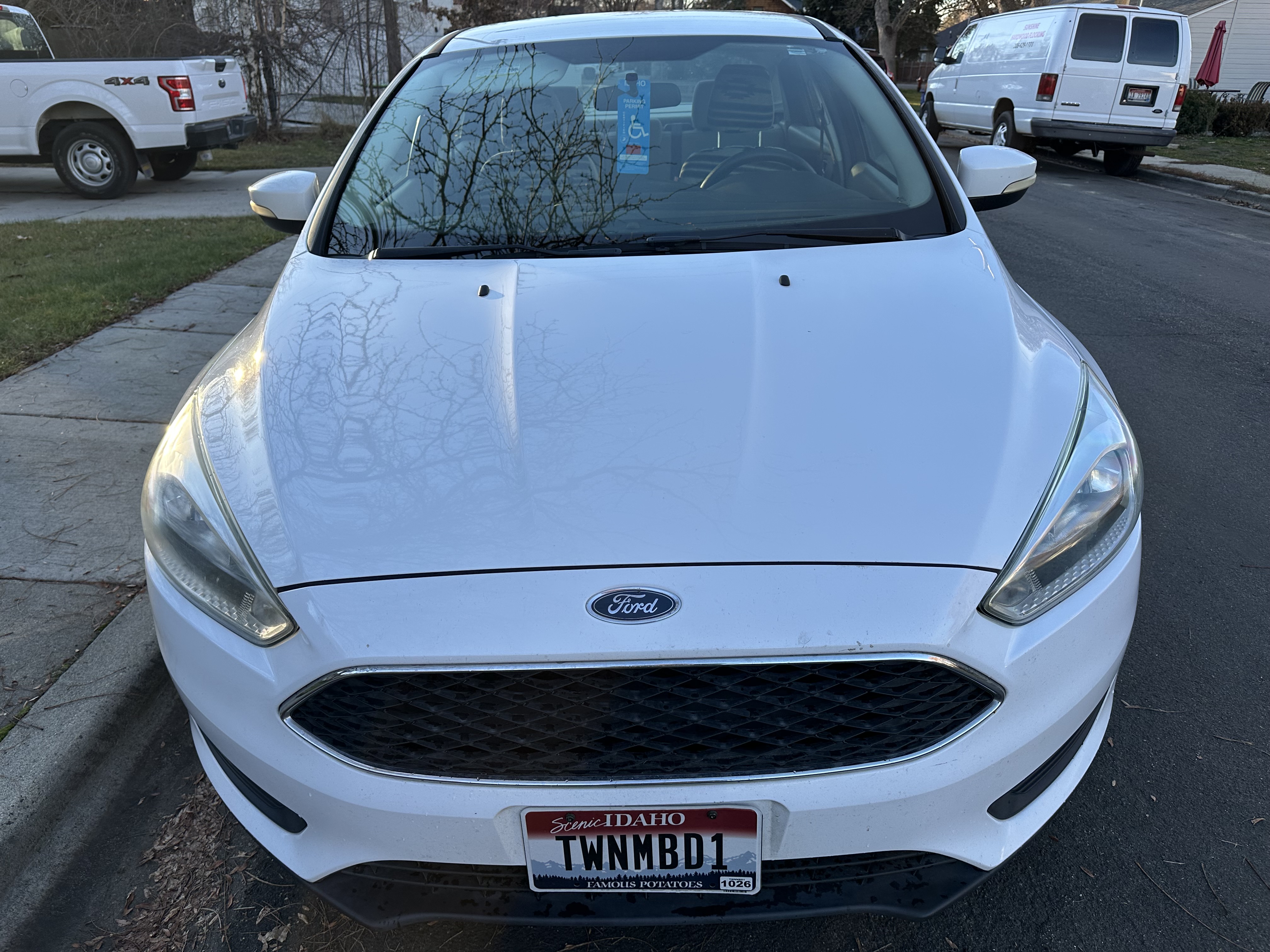 Used 2015 Ford Focus SE FWD image 2