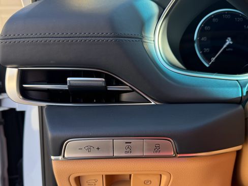 Used 2024 Genesis GV80 3.5T w/ Prestige Package image 22